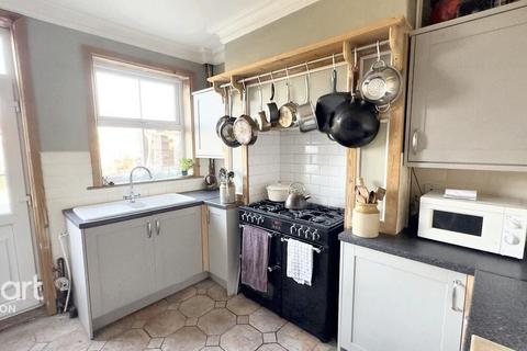 High Street, Heanor 3 bed semi