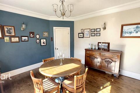 High Street, Heanor 3 bed semi