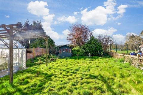 Exton Road, Chichester, West Sussex 3 bed semi