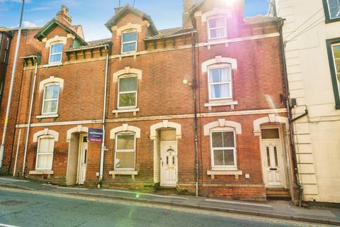 London Road, Worcester WR5 3 bed terraced house for sale