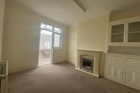 Locarno Road, Portsmouth, Hampshire 3 bed terraced house for sale