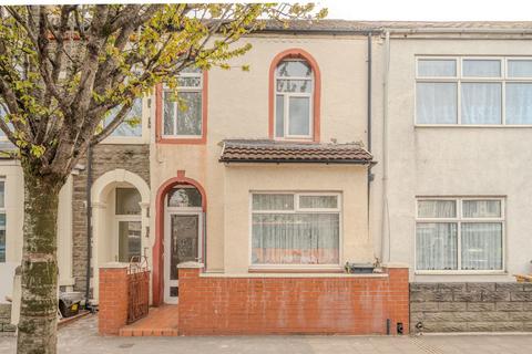 Clare Road, Cardiff CF11 3 bed terraced house for sale