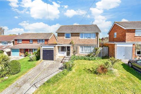 Worcester Road, Chichester, West Sussex 3 bed detached house for sale