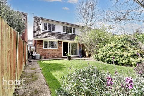 Rugby Close, Chatham 4 bed semi
