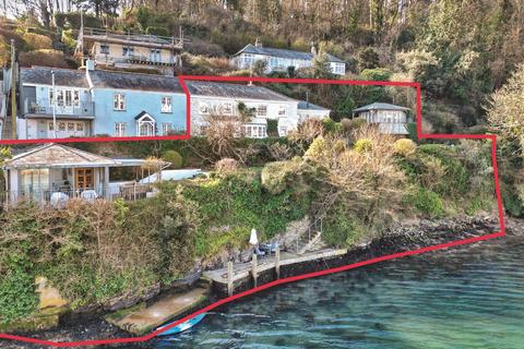1 The Point, Passage Road, Noss Mayo... 3 bed semi