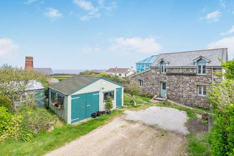 Penzance TR19 2 bed detached house for sale