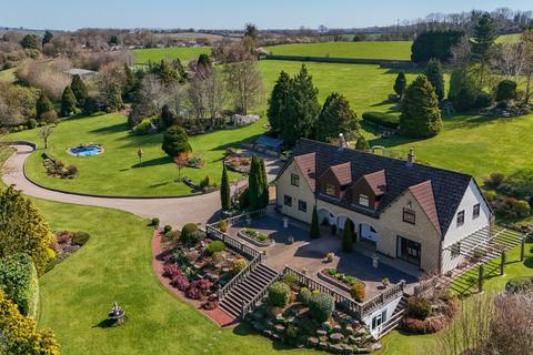 Iron Mill Lane, Frome, BA11 5 bed detached house for sale