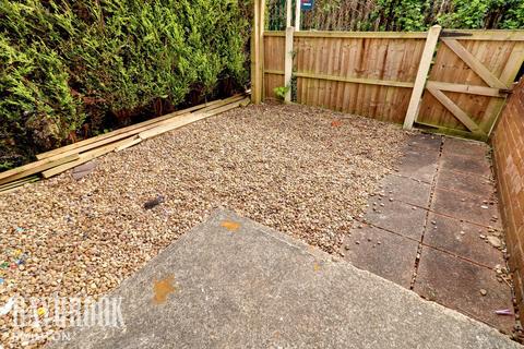 Dearne View, Rotherham 3 bed terraced house for sale