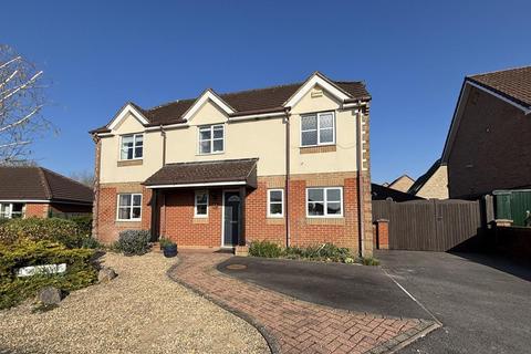 Swallowfields, Gillingham 4 bed detached house for sale