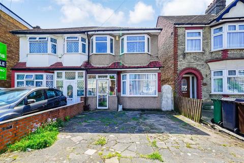 Hampton Road, London E4 3 bed semi
