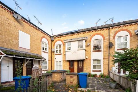 Longfellow Way, London, SE1 1 bed flat for sale