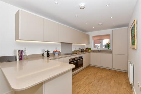 Seymour Drive, Marden TN12 4 bed detached house for sale