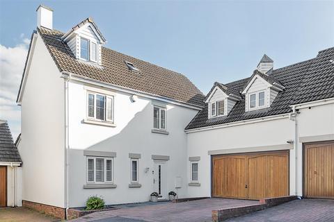Mapstone Rise, Longwell Green, Bristol 4 bed link detached house for sale
