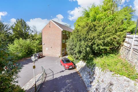 Church Hill, Caterham, Surrey 2 bed flat for sale