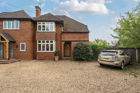 Nightingale Avenue, West Horsley 2 bed house for sale