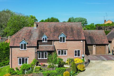 Kineton 4 bed detached house for sale