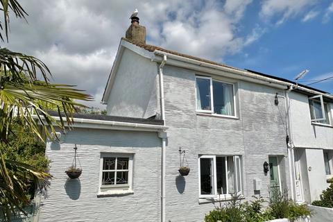 Kingham Terrace, Truro 2 bed cottage for sale