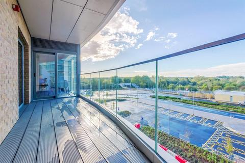 50 Flagstaff Road, Green Park, Reading 1 bed apartment for sale