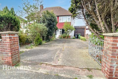 Beatty Road, Great Yarmouth 3 bed semi