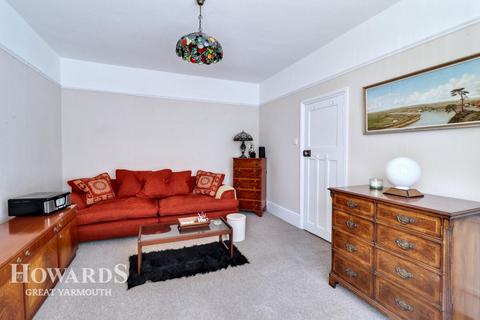 Hamilton Road, Great Yarmouth 4 bed block of apartments for sale