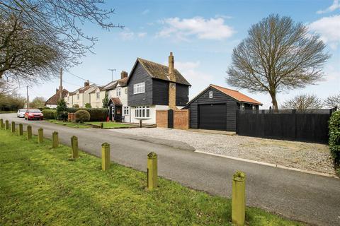 Walls Green, Willingale, Ongar. 4 bed semi