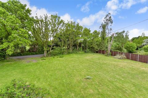 Grigg Lane, Headcorn, Ashford, Kent 2 bed detached house for sale