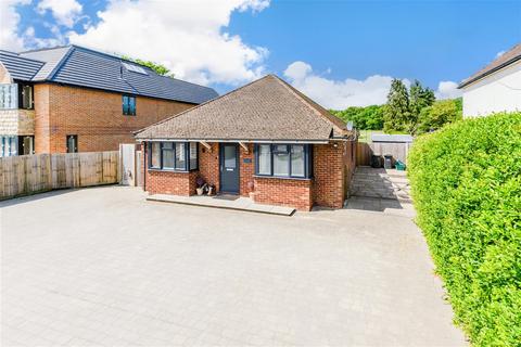 Borough Green Road, Wrotham TN15 3 bed detached bungalow for sale