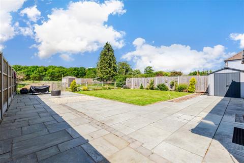 Borough Green Road, Wrotham TN15 3 bed detached bungalow for sale
