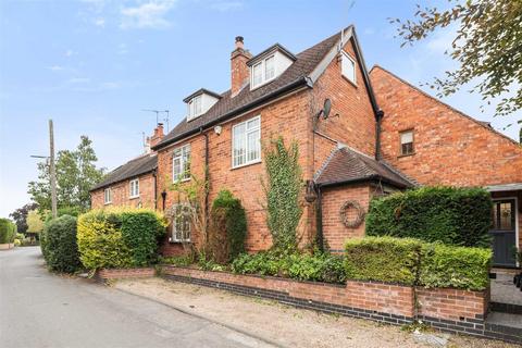 Fentham Road, Hampton