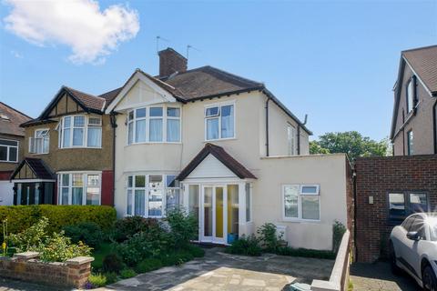 St. Andrews Avenue, Wembley 4 bed semi