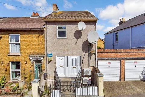 Brunswick Street East, Maidstone ME15 3 bed end of terrace house for sale