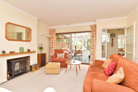 Nutley Crescent, Worthing BN12 3 bed semi