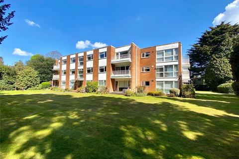 Clarendon Road, Bournemouth, Dorset, BH4 2 bed apartment for sale