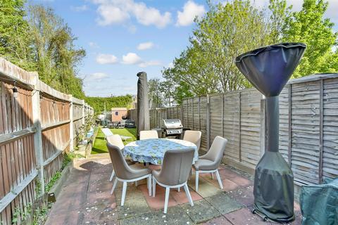 Gordon Road, Chatham, Kent 3 bed terraced house for sale