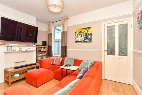 Gordon Road, Chatham ME4 3 bed terraced house for sale