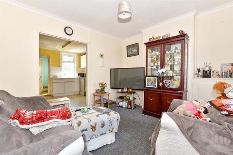 Rose Street, Tonbridge, Kent 2 bed end of terrace house for sale