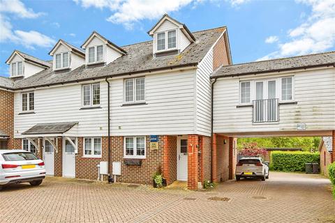Sherway Close, Headcorn, Ashford, Kent 3 bed semi
