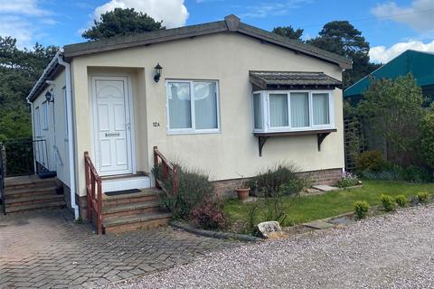 Kings Head Park, Newport 2 bed park home for sale