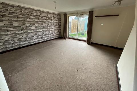 Pincey Mead, Basildon, Essex 3 bed terraced house for sale