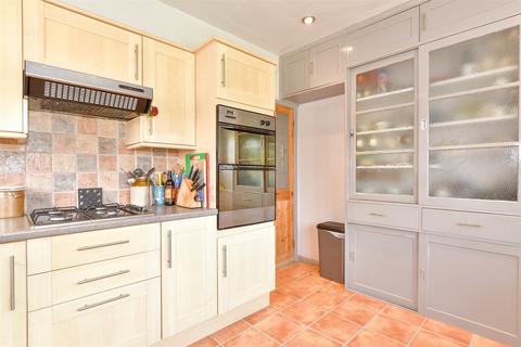 Orchard Grove, Minster
