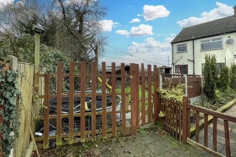 Land to the Rear of 15 Thames Close... Land for sale