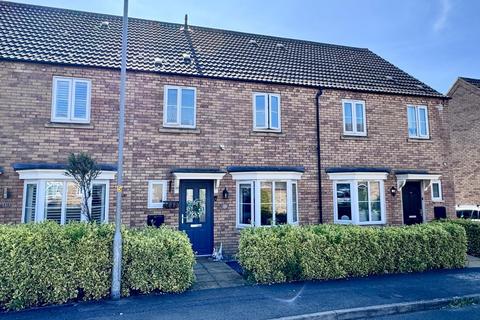 Oak Tree Close, Desborough, Kettering 3 bed townhouse for sale