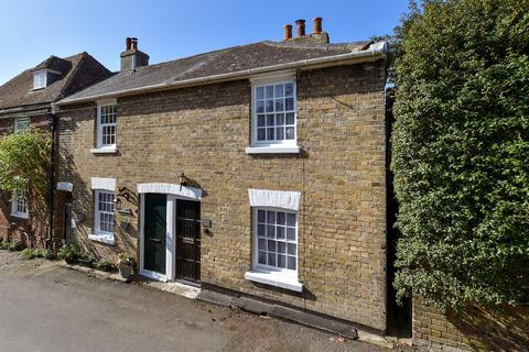 Front Street, Deal CT14 2 bed end of terrace house for sale