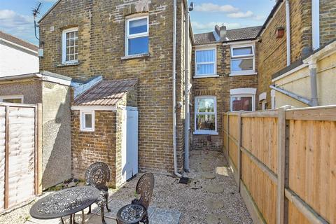Princes Street, Deal CT14 2 bed terraced house for sale