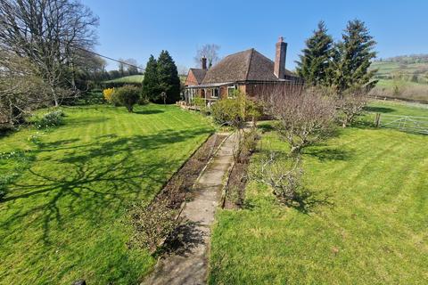 Tedburn Road, Exeter EX4 4 bed detached bungalow for sale