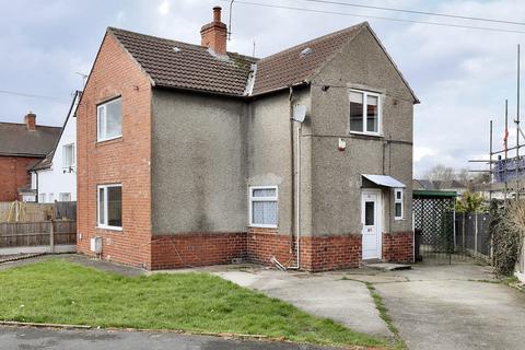 Royds Crescent, Rhodesia, Worksop... 3 bed semi
