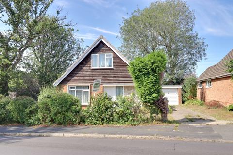 DURLEY AVENUE, COWPLAIN 2 bed detached house for sale