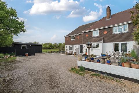 Private lane, South of Billingshurst... 4 bed house for sale