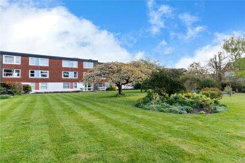 Sherlock Close, Cambridge, CB3 3 bed apartment for sale
