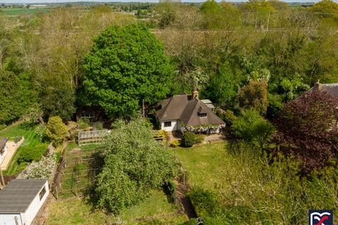 Station Road, Blisworth NN7 4 bed detached house for sale